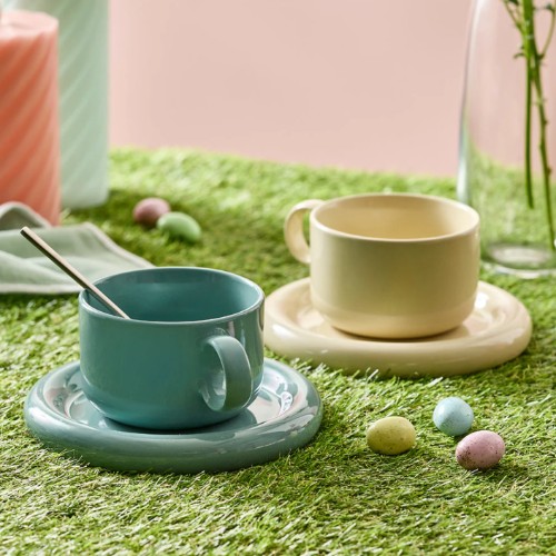 Finn Teacup & Saucer - Salt & Pepper